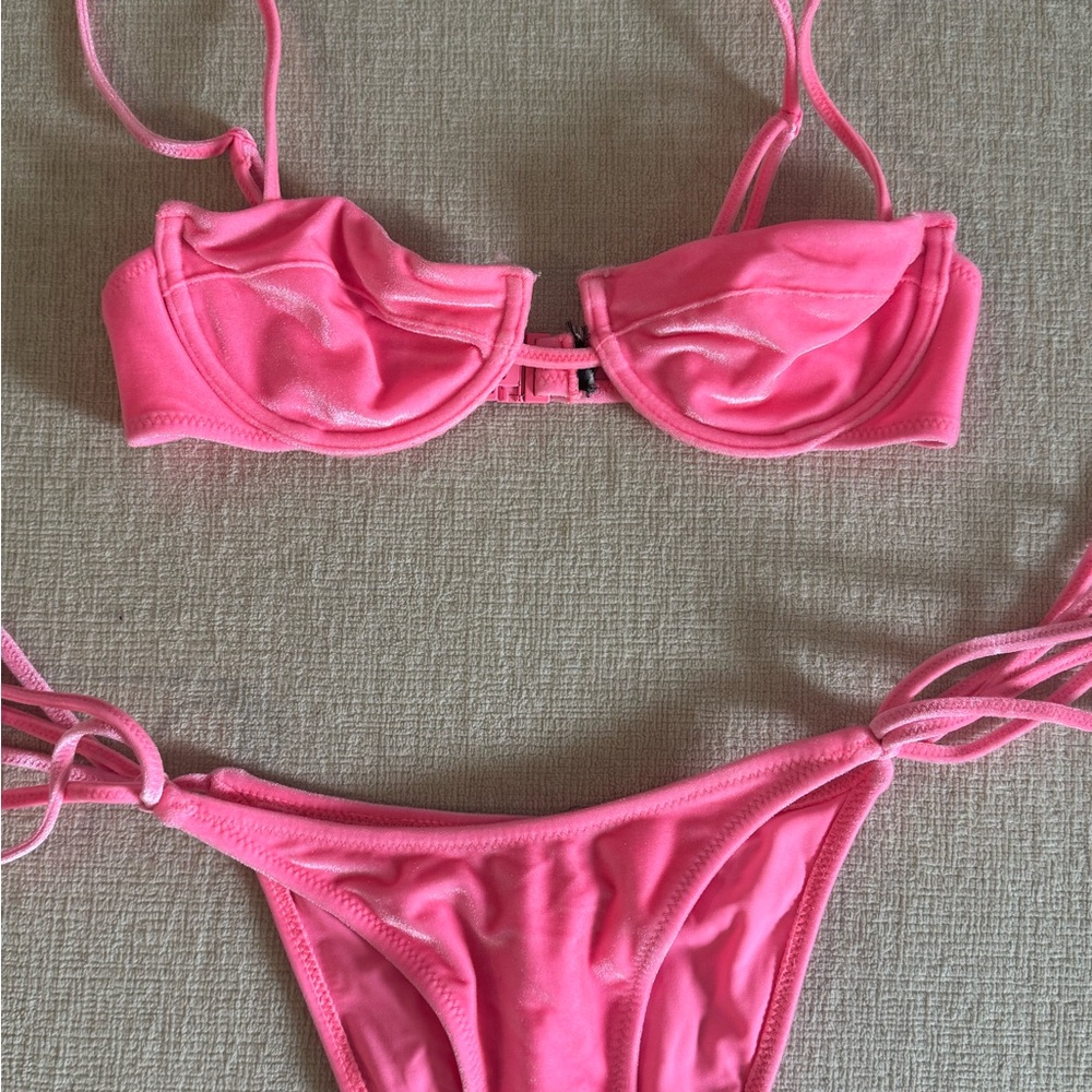 TRIANGL Momo Pink Velvet Bikini Set